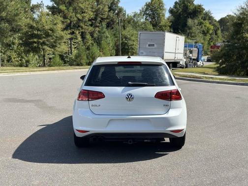 2016 Volkswagen Golf TSI S 4-Door