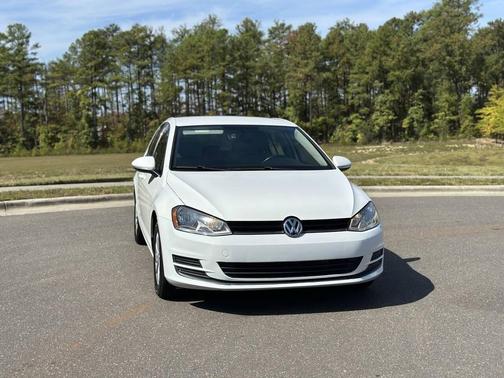 2016 Volkswagen Golf TSI S 4-Door