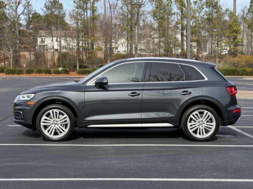 2019 Audi Q5 45 Premium