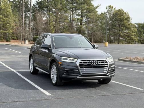 2019 Audi Q5 45 Premium