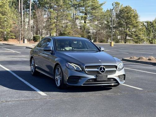 2017 Mercedes-Benz E-Class 4MATIC