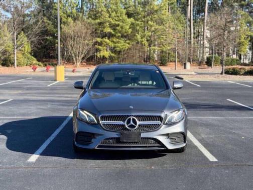2017 Mercedes-Benz E-Class 4MATIC