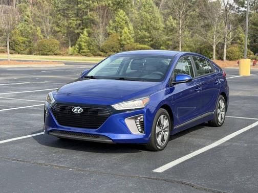 2019 Hyundai IONIQ Plug-In Hybrid Base
