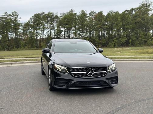 2017 Mercedes-Benz E-Class E 300 4dr Sedan