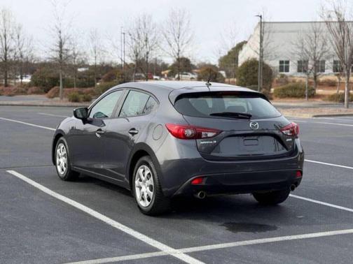 2016 Mazda Mazda3 i Sport