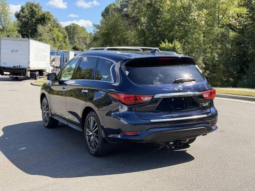 2016 INFINITI QX60 Base