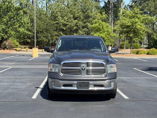 Granite Crystal Metallic Clearcoat 2016 RAM 1500 Big Horn