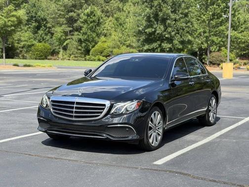 Black 2018 Mercedes-Benz E-Class 4MATIC