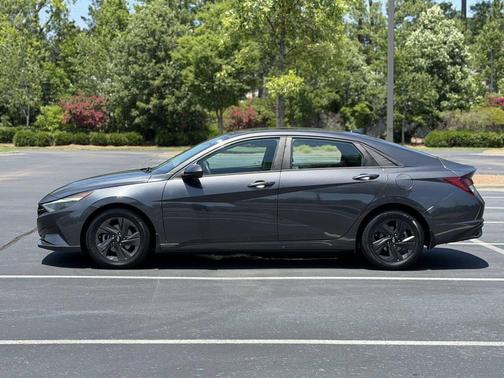 Portofino Gray 2022 Hyundai ELANTRA SEL