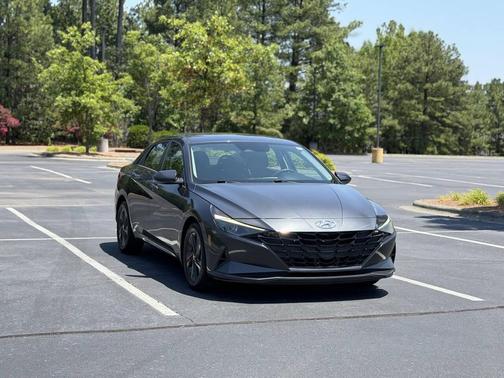 Portofino Gray 2022 Hyundai ELANTRA SEL