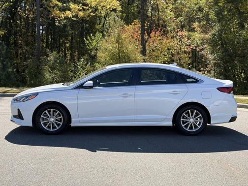 2019 Hyundai SONATA SE