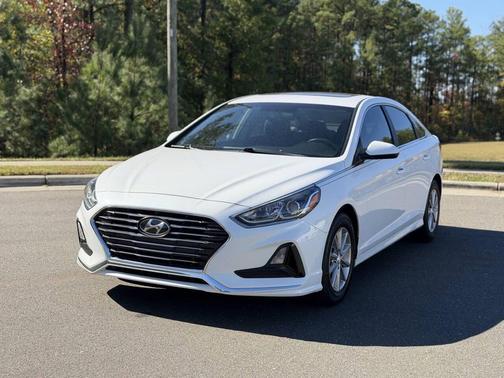 2019 Hyundai SONATA SE