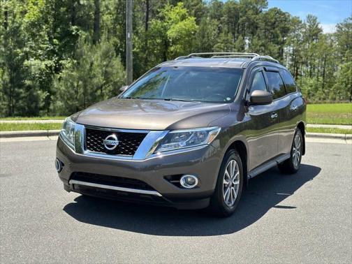 2016 Nissan Pathfinder SV
