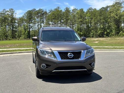 2016 Nissan Pathfinder SV