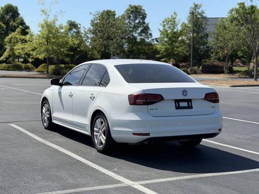 White 2018 Volkswagen Jetta 1.4T S