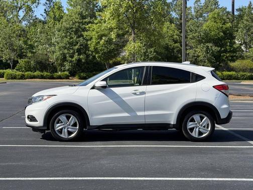 Platinum White Pearl 2019 Honda HR-V EX