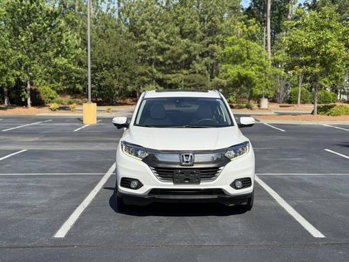Platinum White Pearl 2019 Honda HR-V EX