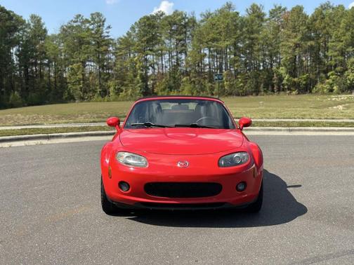 2007 Mazda MX-5 Miata Touring