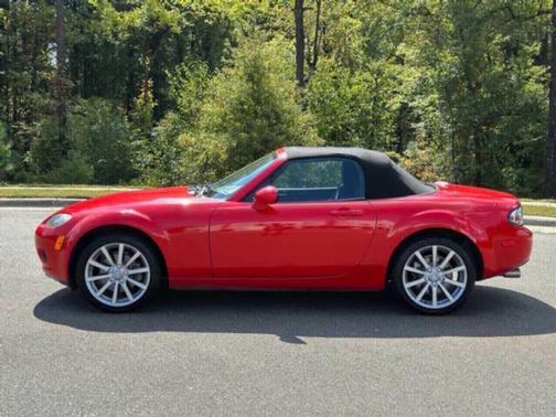 2007 Mazda MX-5 Miata Touring