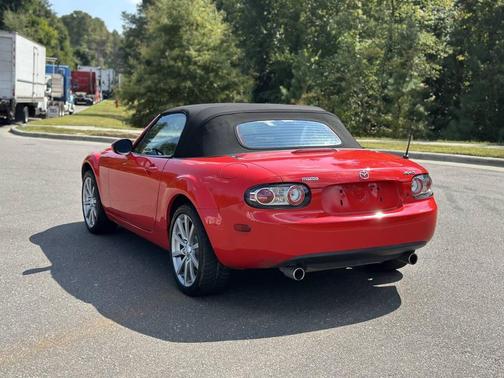 2007 Mazda MX-5 Miata Touring