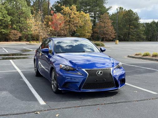 2016 Lexus IS 200t Base