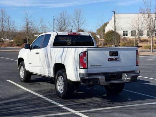 2016 GMC Canyon Base