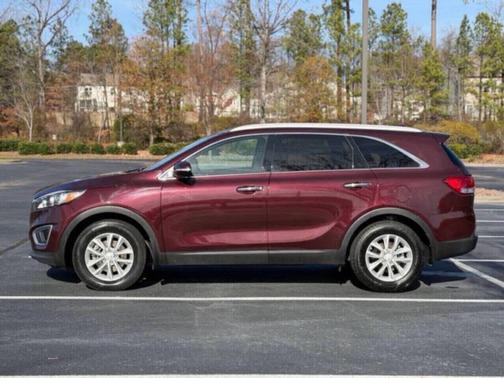 2017 Kia Sorento LX