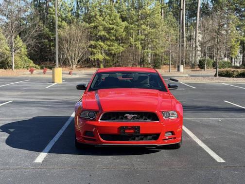 2014 Ford Mustang V6