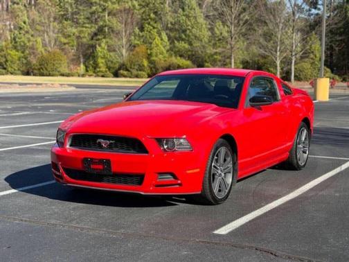 2014 Ford Mustang V6