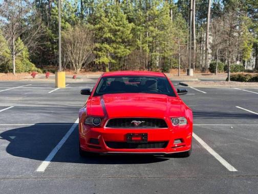 2014 Ford Mustang V6
