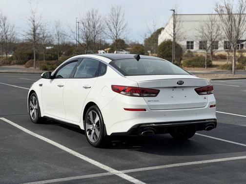 2020 Kia Optima LX