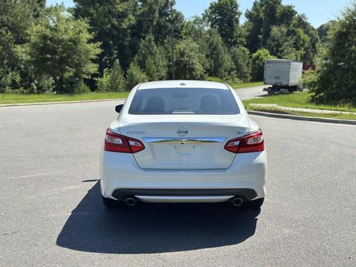 2016 Nissan Altima 2.5 SV