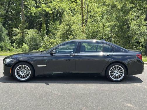 2015 BMW 750 Li