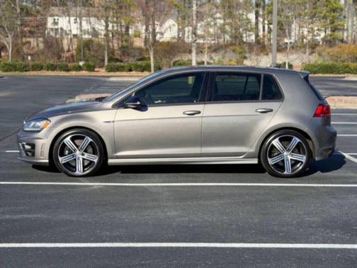 2016 Volkswagen Golf R 2.0T DSG