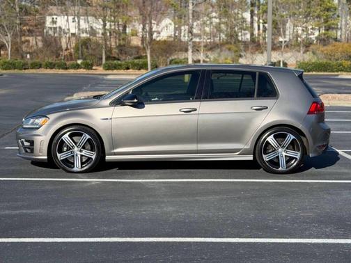 2016 Volkswagen Golf R 2.0T DSG