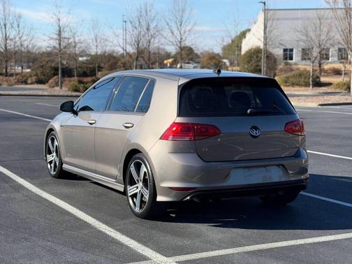 2016 Volkswagen Golf R 2.0T DSG