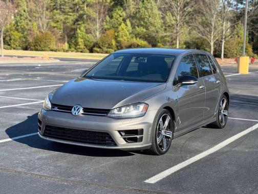 2016 Volkswagen Golf R 2.0T DSG