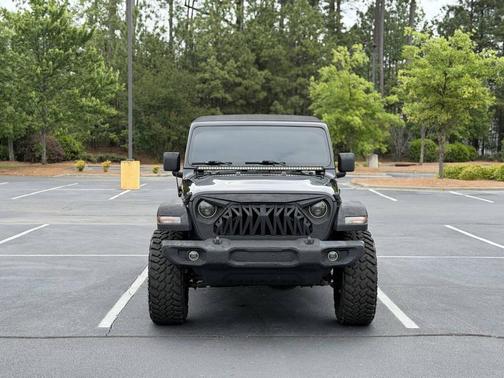 Black Clearcoat 2020 Jeep Gladiator Sport S