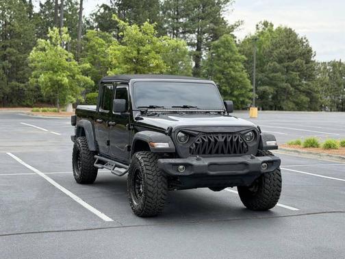 Black 2020 Jeep Gladiator Sport