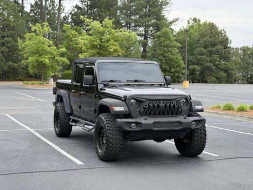Black 2020 Jeep Gladiator Sport