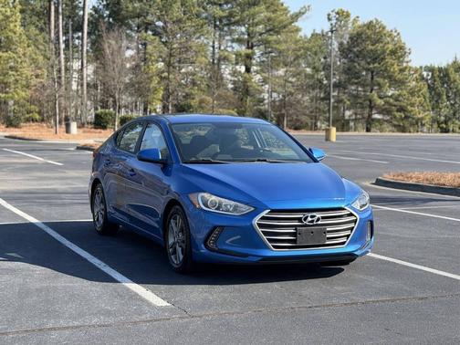 2017 Hyundai ELANTRA Limited