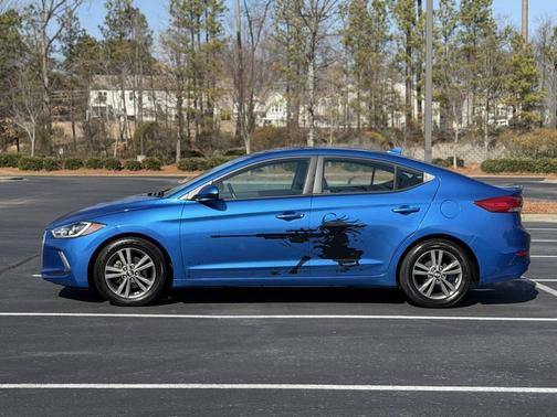 2017 Hyundai ELANTRA Limited
