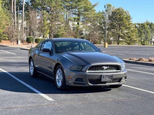 2014 Ford Mustang V6