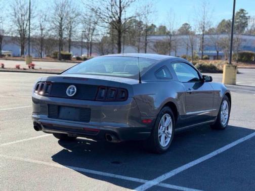 2014 Ford Mustang V6