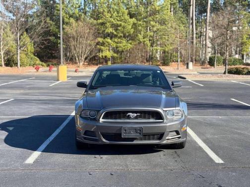 2014 Ford Mustang V6
