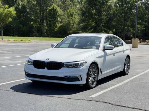 White 2018 BMW 540 540i 4dr Sedan