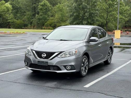 Gun Metallic 2019 Nissan Sentra SR