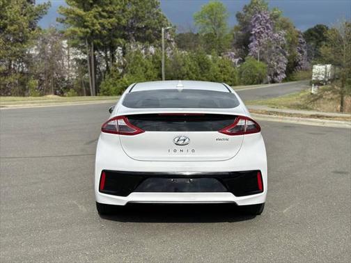 2019 Hyundai IONIQ EV Base 4dr Hatchback