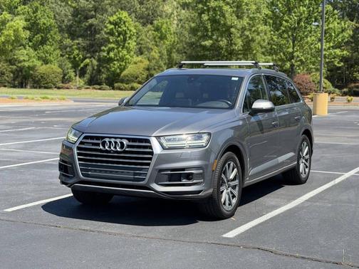Tan 2017 Audi Q7 2.0T Premium