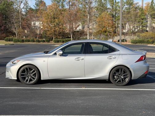 2015 Lexus IS 250 Crafted Line